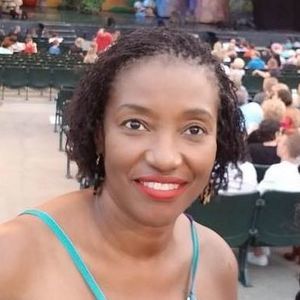 Meet your Posher, Jacquelyne